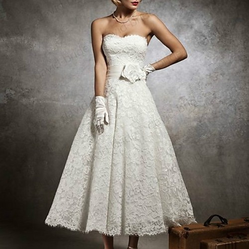 

A-Line Strapless Tea Length Lace Sleeveless Formal Little White Dress Wedding Dresses with Appliques 2020