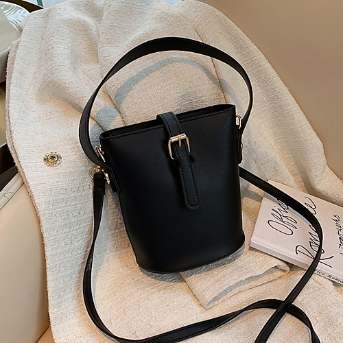 

Women's Zipper PU Crossbody Bag Solid Color Black / Brown / Yellow