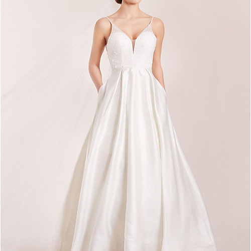 

A-Line Spaghetti Strap Sweep / Brush Train Polyester Sleeveless Country Plus Size Wedding Dresses with Crystals / Lace Insert 2020
