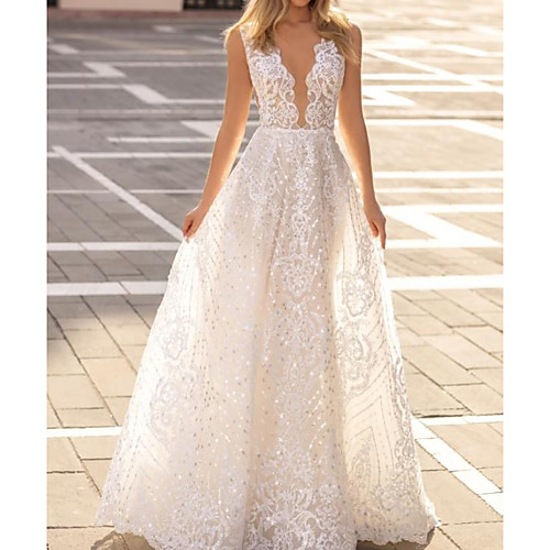 

A-Line Plunging Neck Sweep / Brush Train Polyester Sleeveless Country Plus Size Wedding Dresses with Lace Insert / Appliques 2020