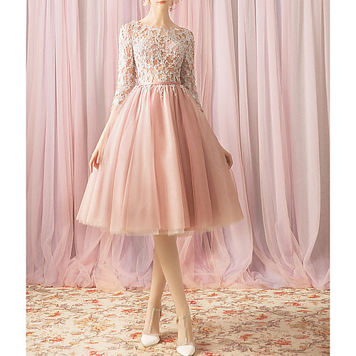 

A-Line Jewel Neck Knee Length Lace / Tulle Bridesmaid Dress with Appliques