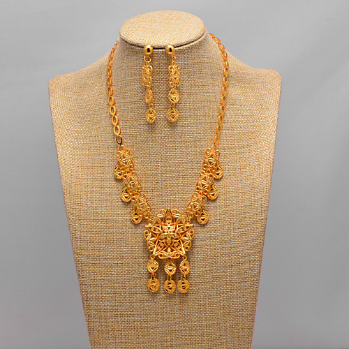 

Women's Jewelry Set Classic Tassel Trendy Ethnic Fashion Gold Plated Earrings Jewelry Gold For Christmas Wedding Gift Street Festival 1 set