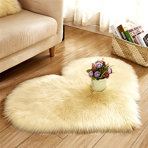 

Caring rug sheepskin synthetic wool fluffy rug smooth fur rug in bedroom and living room