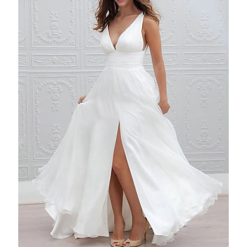 

A-Line Plunging Neck Sweep / Brush Train Chiffon / Taffeta / Stretch Satin Sleeveless Country Plus Size Wedding Dresses with Ruched / Split Front 2020