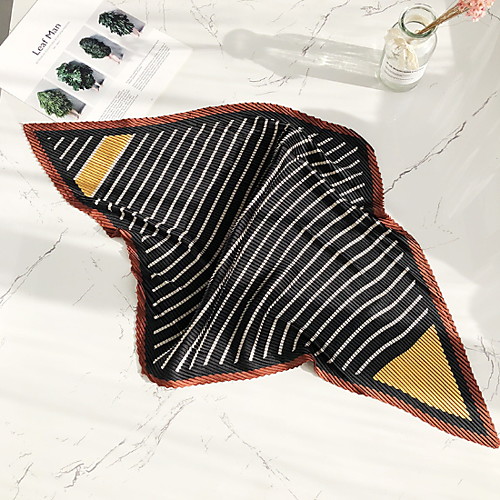 

Women's Basic Rayon Square Scarf - Print