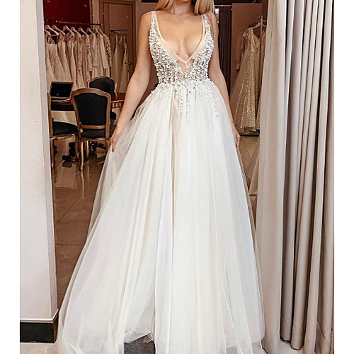 

A-Line Wedding Dresses Plunging Neck Sweep / Brush Train Tulle Polyester Sleeveless Country Plus Size with Beading Appliques 2020