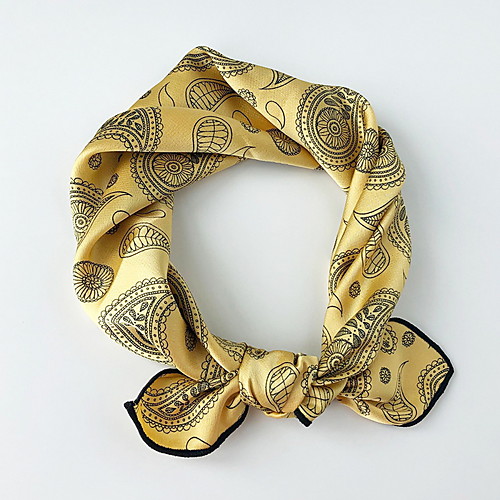 

Women's Basic Square Scarf - Print