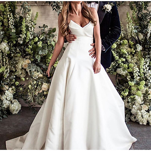 

A-Line V Neck Court Train Polyester Sleeveless Country Plus Size Wedding Dresses with Draping 2020