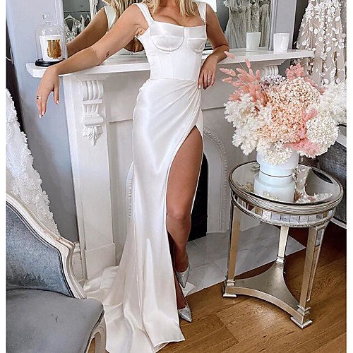 

Sheath / Column Wedding Dresses Square Neck Sweep / Brush Train Charmeuse Sleeveless Country Plus Size with Split Front 2020