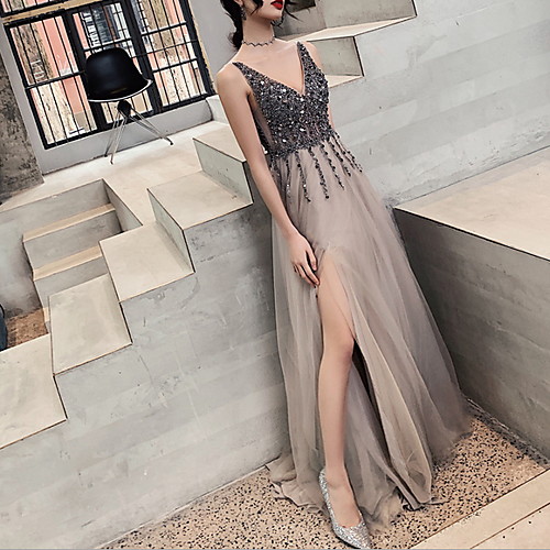 

A-Line Elegant Sparkle Wedding Guest Formal Evening Dress V Neck Sleeveless Sweep / Brush Train Tulle with Sequin Split 2020