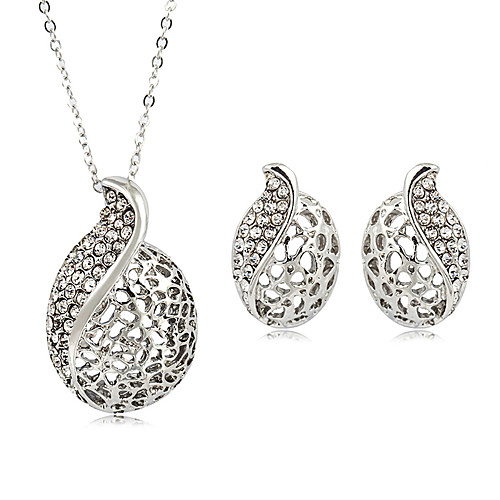 

Women's Jewelry Set European Casual / Sporty Earrings Jewelry Gold / Silver For Street Festival 1 set