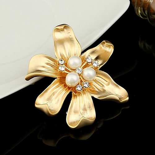

Women's White Head Jewelry Hoop Earrings Necklace Classic Flower Shape Basic Elegant European Korean Cute 18K Gold Plated Earrings Jewelry Gold For Wedding Engagement Three-piece Suit