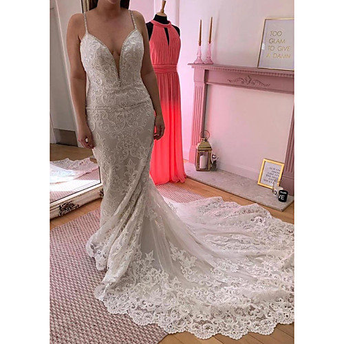 

Mermaid / Trumpet V Neck Court Train Lace Sleeveless Country Plus Size Wedding Dresses with Lace / Appliques 2020