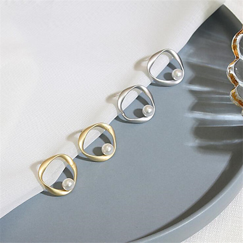 

Women's Earrings Hollow Out Fashion Stylish Imitation Pearl Earrings Jewelry Gold / White For Gift Date Festival 1 Pair