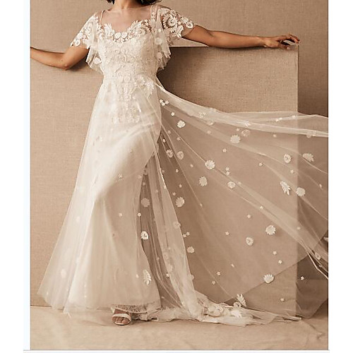 

A-Line Scoop Neck Floor Length Tulle Short Sleeve Country Plus Size Wedding Dresses with Embroidery 2020