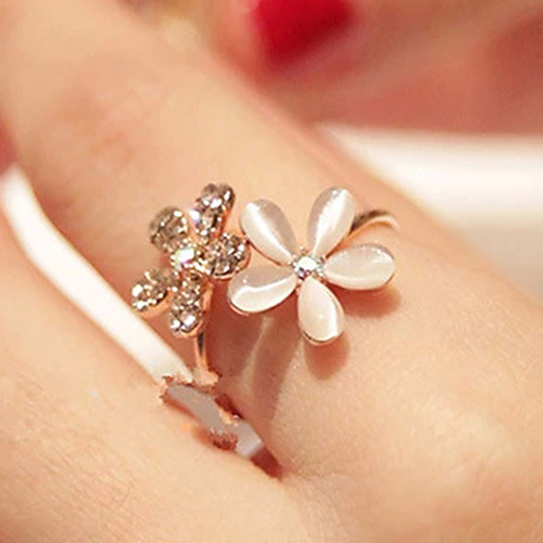 

Women's Ring 1pc Gold Alloy Elegant Holiday European Festival Jewelry