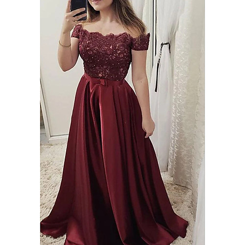 

A-Line Cut Out Red Engagement Prom Dress Off Shoulder Short Sleeve Sweep / Brush Train Lace Satin with Pleats Lace Insert 2020