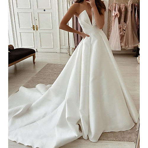 

A-Line Strapless Sweep / Brush Train Stretch Satin Sleeveless Country Plus Size Wedding Dresses with Side-Draped 2020