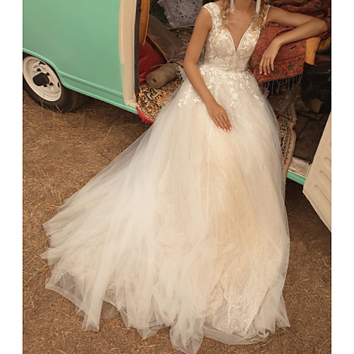 

A-Line Wedding Dresses V Neck Sweep / Brush Train Lace Tulle Jersey Sleeveless Country Plus Size with Lace Crystals Appliques 2020