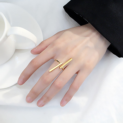 

Women's Ring Gold Silver Black Alloy Elegant Holiday European Festival Jewelry