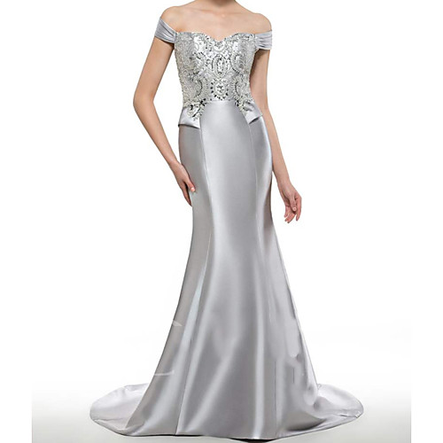 

Mermaid / Trumpet Off Shoulder Sweep / Brush Train Satin Short Sleeve Elegant Mother of the Bride Dress with Beading / Sequin Mother's Day 2020