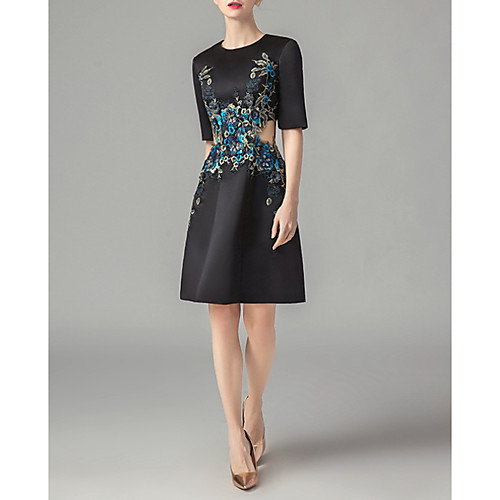 

A-Line Jewel Neck Knee Length Satin Cut Out / Black Party Wear / Cocktail Party Dress with Appliques 2020