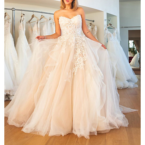 

Ball Gown Strapless Sweep / Brush Train Lace / Tulle Sleeveless Formal Plus Size Wedding Dresses with Embroidery / Cascading Ruffles 2020