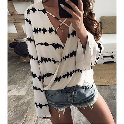 

Women's Daily Blouse - Geometric White
