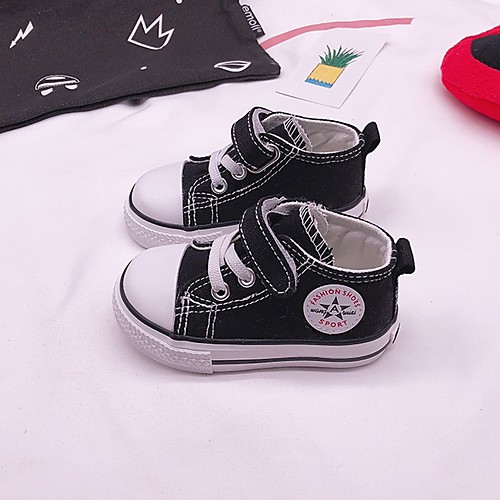 

Boys' Comfort Canvas Flats Big Kids(7years ) White / Black / Red Spring