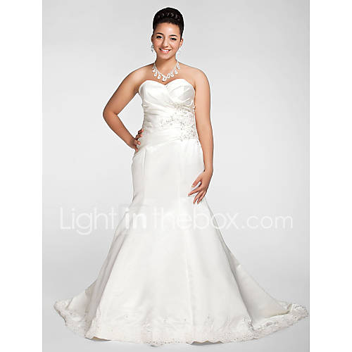 Trumpet/Mermaid Sweetheart Chapel Train Satin Plus Size Wedding Dress