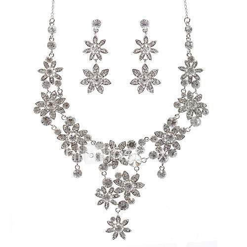 Flower Ladies Jewelry Set Including Necklace and Earrings