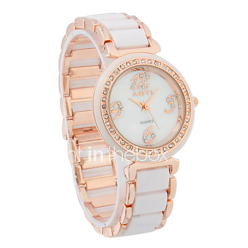 Elegant Womens Alloy Quartz Movement Glass Round Shape with Crystal Dress Watch(More Color)
