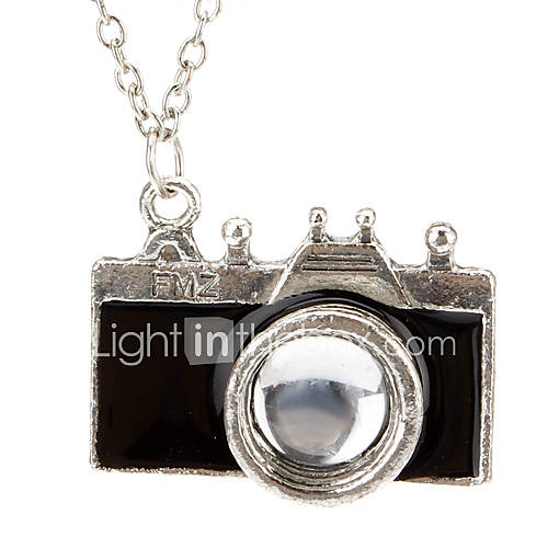 Camera Shaped mMetal Pendant Necklace