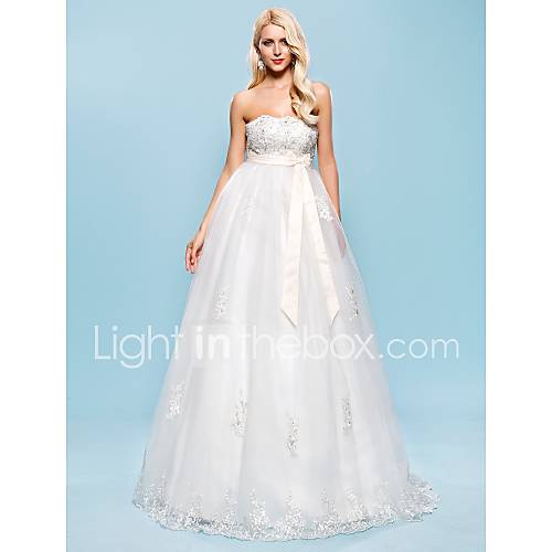A line/Princess Sweetheart Floor length Tulle Wedding Dress