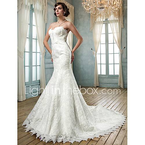 Trumpet/Mermaid Strapless Lace Wedding Dress