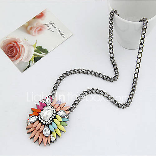 Metal luxury dazzling gem temperament short necklace