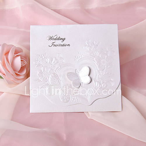 Pearl Paper Butterfly Tri fold Wedding Invitation   Set of 50