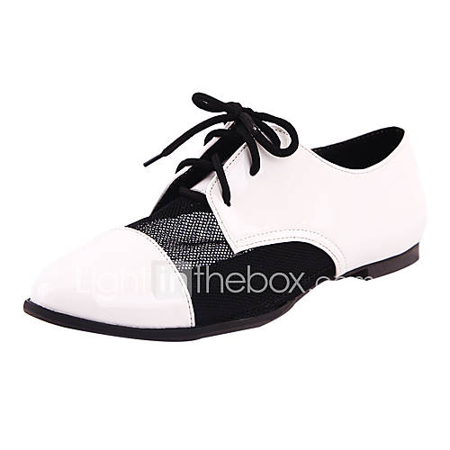 Leatherette Womens Flat Heel Comfort Oxfords Shoes (More Colors)