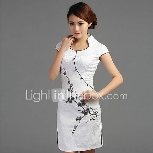 Yeshu 2014 Fashion Improved Hand Embroidered Black Flowers Short Cheongsam (White)