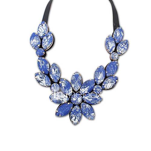 European Vintage Style (Leaves) Alloy Acrylic Beaded Statement Necklace (More Colors) (1 pc)