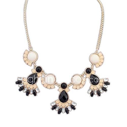European Style (Animal) Plated Alloy Resin Fashion Statement Necklace(More Color) (1 pc)