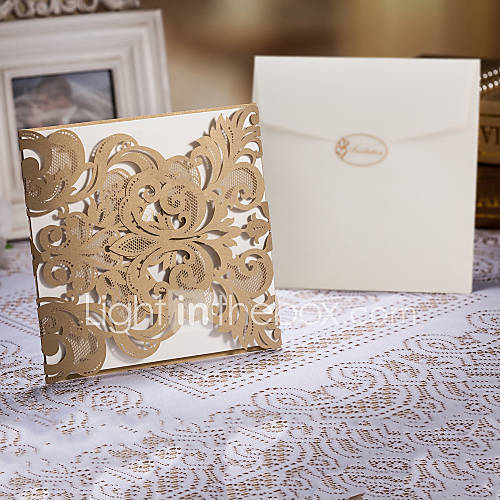 Delicate Laser Cut Wedding Invtitaiton   Set of 50