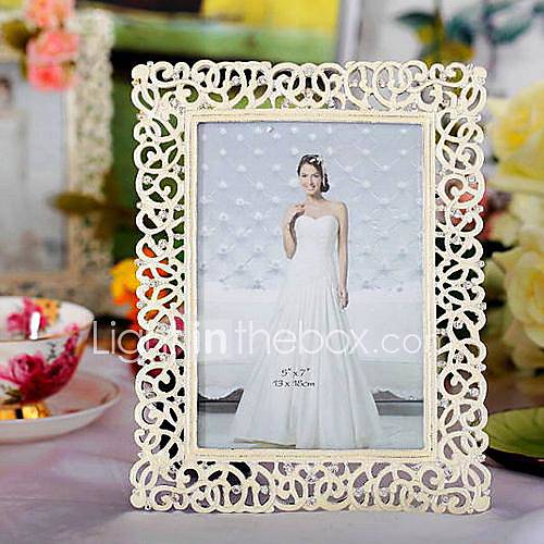 6710Modern European Style Pearl Metal Picture Frame