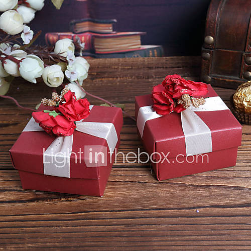 Red Square Aluminium Foil Favor Boxes   Set of 12