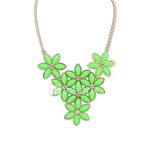 Womens European Style Resin Flowers All Match Fashion Statement Necklace (More Color) (1 pc)