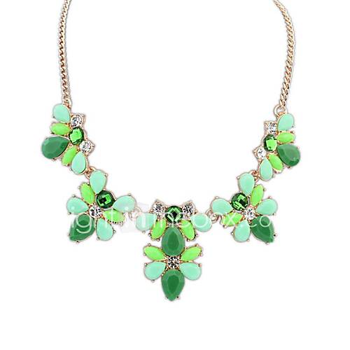 Womens European America Cute Style (Flowers) Resin Alloy Statement Necklace (More Color) (1 pc)