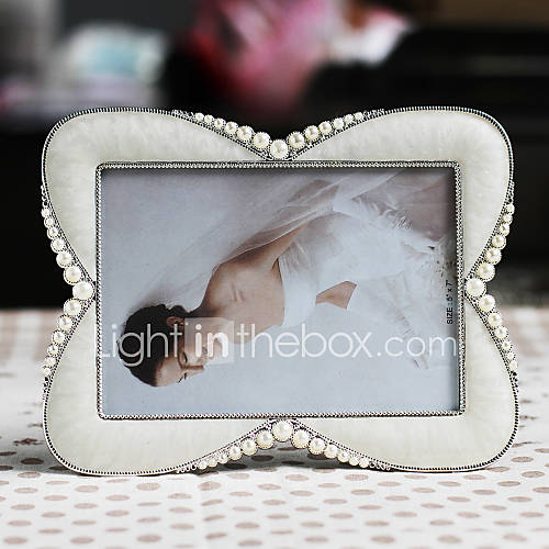 Modern Style Pearls Polyresin Picture Frame