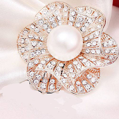 Ginasy Camellia Pearl Brooch