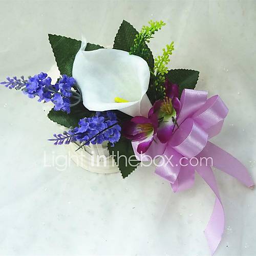 Pretty Free form Satin/Silk Wedding/Special Occation Boutonniere