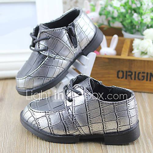 Childrens Spring Rivet Casual Shoes